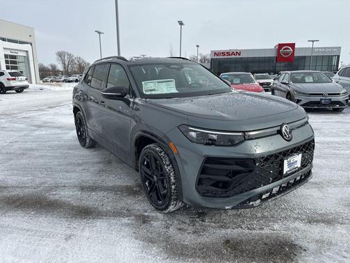 2026 Volkswagen Tiguan 2.0T SE R-Line Black 4MOTION