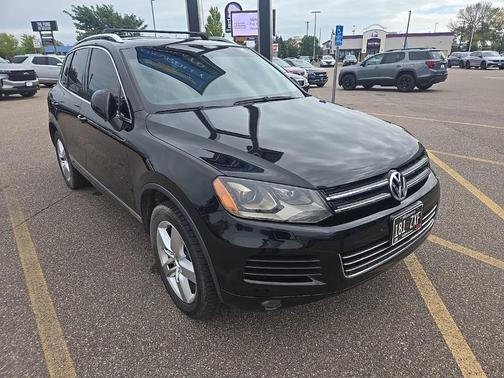 2012 Volkswagen Touareg TDI Lux