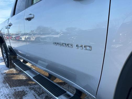 2022 Chevrolet Silverado 3500 LT