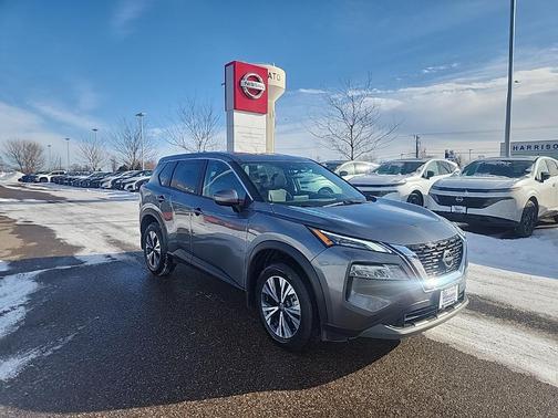 2022 Nissan Rogue SV