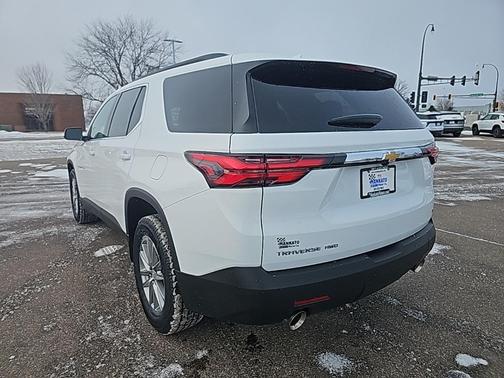 2023 Chevrolet Traverse LT Leather