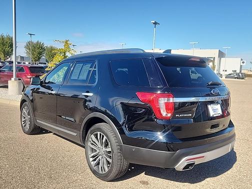 2017 Ford Explorer Platinum