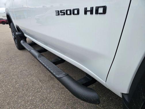 2026 Chevrolet Silverado 3500 LT