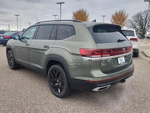 2026 Volkswagen Atlas 2.0T SE w/Technology 4MOTION