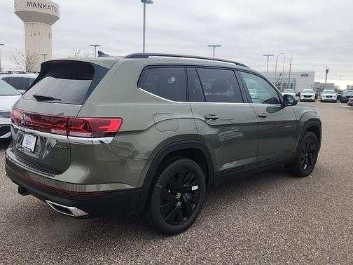 2026 Volkswagen Atlas 2.0T SE w/Technology 4MOTION