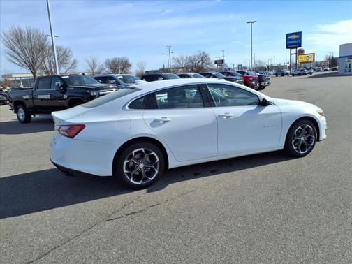 2022 Chevrolet Malibu FWD LT