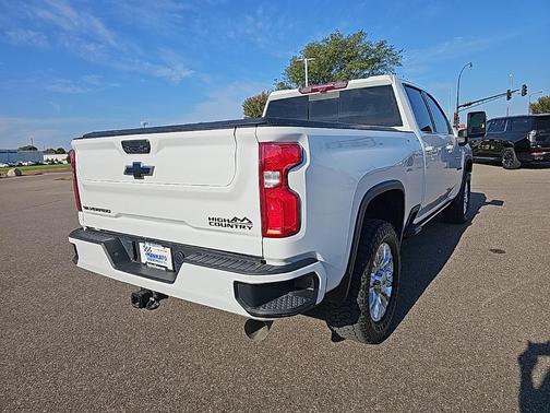 2022 Chevrolet Silverado 3500 High Country