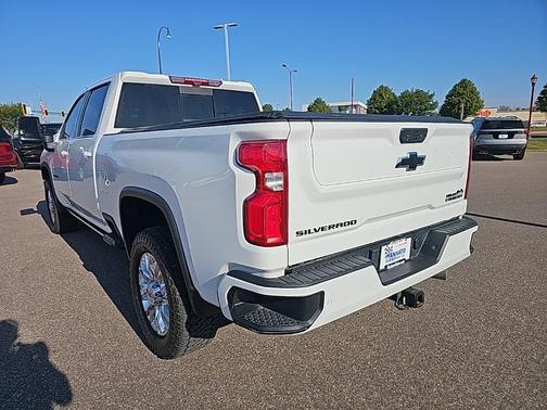 2022 Chevrolet Silverado 3500 High Country