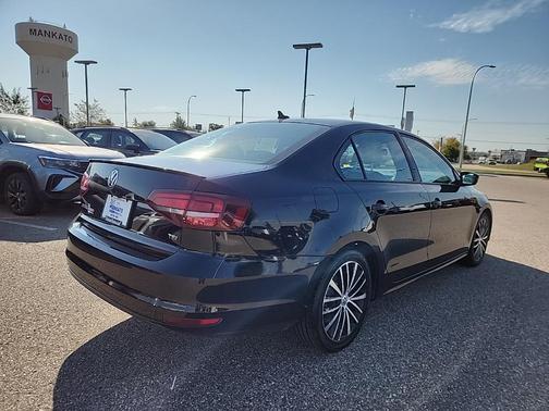 2016 Volkswagen Jetta 1.8T Sport