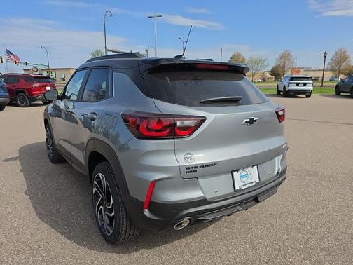 Sterling Gray 2026 Chevrolet Trailblazer RS