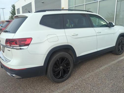 2023 Volkswagen Atlas 3.6L SE w/Technology