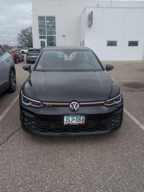 Deep Black Pearl 2022 Volkswagen Golf GTI 2.0T SE DSG