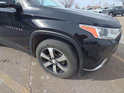 2018 Chevrolet Traverse LT Leather