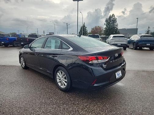 2018 Hyundai SONATA SE
