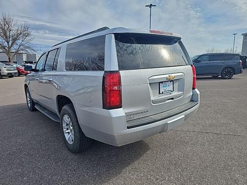2018 Chevrolet Suburban LT