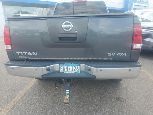 2011 Nissan Titan SV