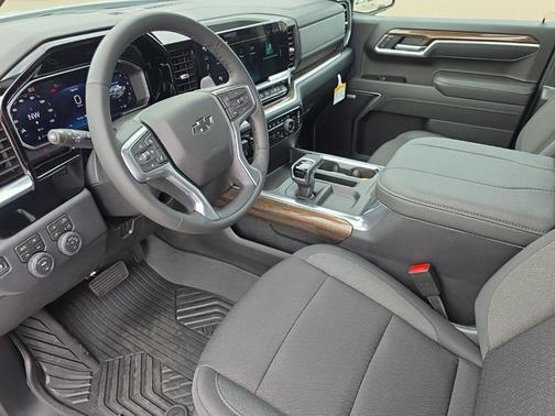 Summit White 2026 Chevrolet Silverado 1500 RST