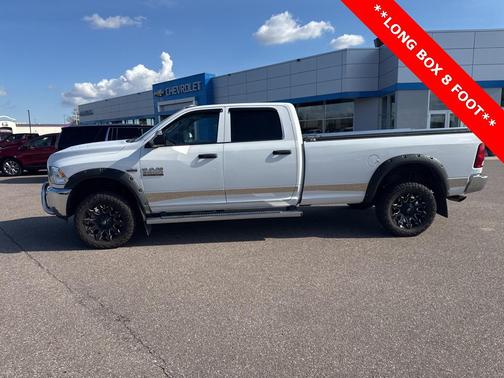 2018 RAM 3500 Tradesman Crew Cab 4x4 8' Box
