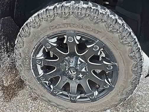 2018 RAM 3500 Tradesman Crew Cab 4x4 8' Box