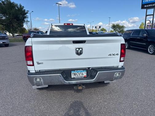 2018 RAM 3500 Tradesman Crew Cab 4x4 8' Box