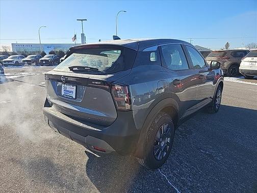 2025 Nissan Kicks S