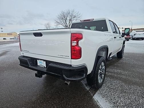 2026 Chevrolet Silverado 2500 Custom