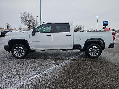 2026 Chevrolet Silverado 2500 Custom