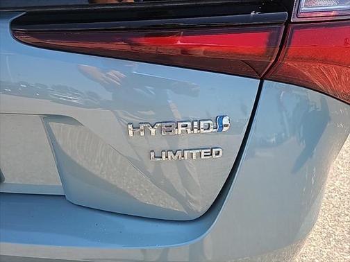 2019 Toyota Prius Limited