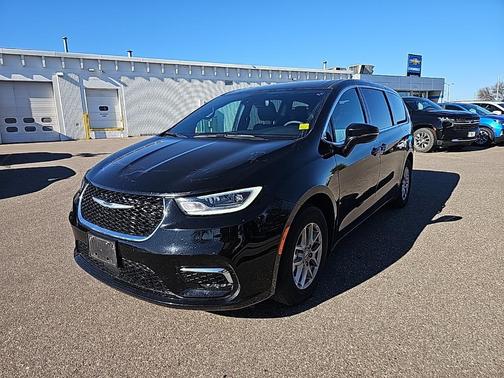 2025 Chrysler Pacifica L