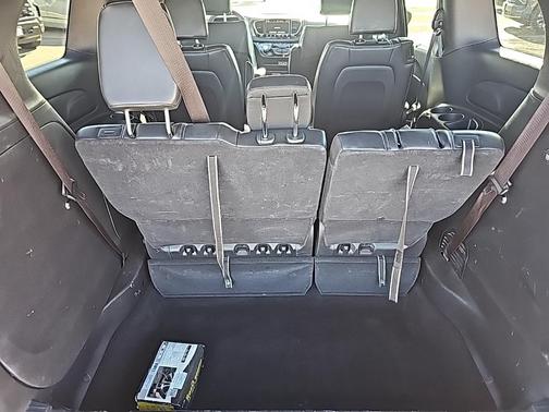 2025 Chrysler Pacifica L