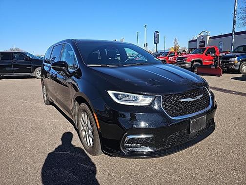 2025 Chrysler Pacifica L