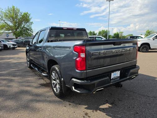 Shadow Gray Metallic 2020 Chevrolet Silverado 1500 RST