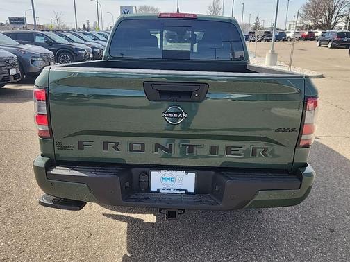 Green Metallic 2026 Nissan Frontier SV