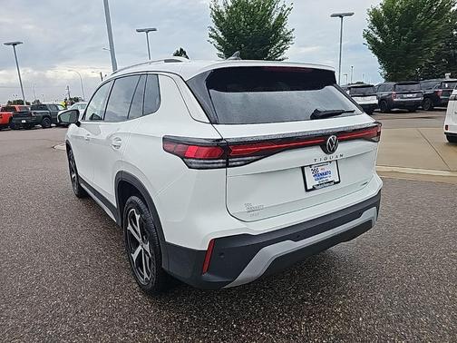 2025 Volkswagen Tiguan 2.0T SE 4MOTION