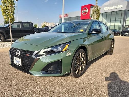 2025 Nissan Altima SR AWD