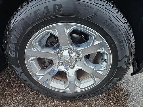 2016 RAM 1500 Laramie