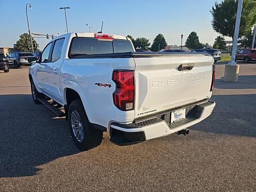 2024 Chevrolet Colorado LT