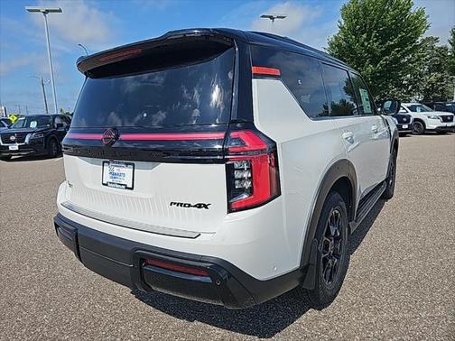 2025 Nissan Armada PRO-4X 4WD