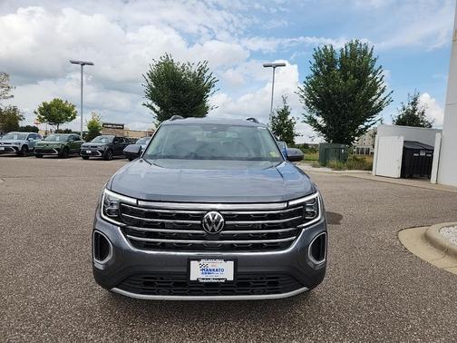 2025 Volkswagen Atlas 2.0T SE w/Technology 4MOTION