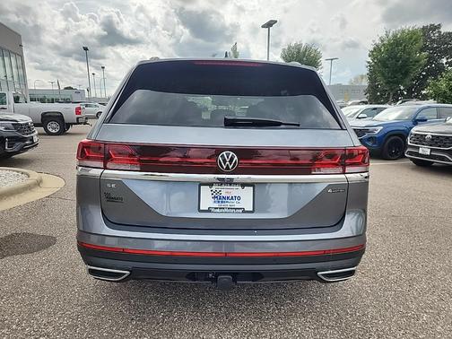 2025 Volkswagen Atlas 2.0T SE w/Technology 4MOTION