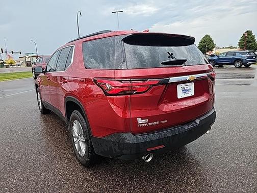 2023 Chevrolet Traverse LT Leather