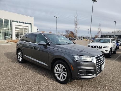 2019 Audi Q7 55 Premium