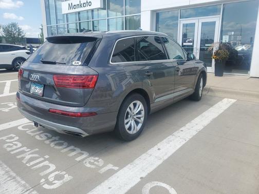 2019 Audi Q7 55 Premium