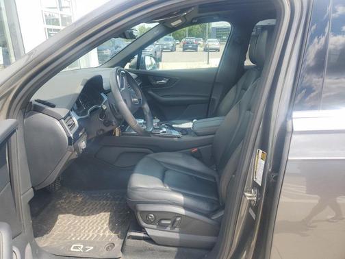 2019 Audi Q7 55 Premium