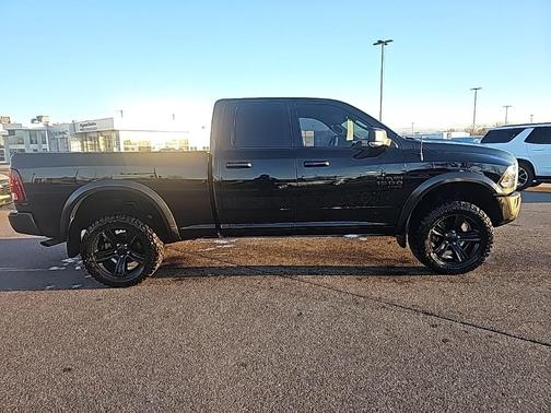 2022 RAM 1500 Classic Warlock Quad Cab 4x4 6'4' Box