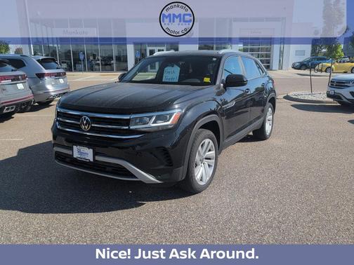 Deep Black Pearl 2023 Volkswagen Atlas Cross Sport 2.0T SE w/Technology 4MOTION