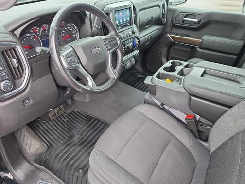 Black 2020 Chevrolet Silverado 1500 RST