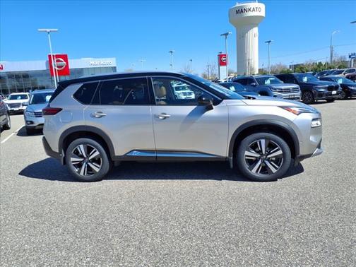 2022 Nissan Rogue Platinum