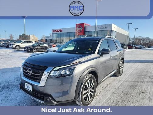 2023 Nissan Pathfinder Platinum 4WD