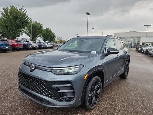 2025 Volkswagen Tiguan 2.0T SE R-Line Black 4MOTION